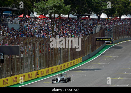 Interlagos, Brasilien. 15. November 2015. Motorsport: FIA Formula One World Championship 2015, Grand Prix von Brasilien, #6 Nico Rosberg (GER, Mercedes AMG Petronas Formula One Team), Credit: Dpa picture-Alliance/Alamy Live News Stockfoto