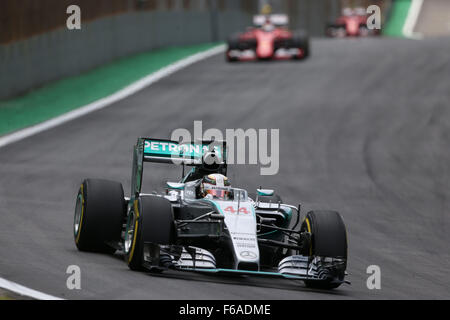 Interlagos, Brasilien. 15. November 2015. Motorsport: FIA Formula One World Championship 2015, Grand Prix von Brasilien, #44 Lewis Hamilton (GBR, Mercedes AMG Petronas Formula One Team), Credit: Dpa picture-Alliance/Alamy Live News Stockfoto