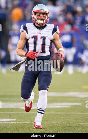 East Rutherford, New Jersey, USA. 15. November 2015. New England Patriots Wide Receiver Julian Edelman (11) in Aktion während der Warm-ups vor dem NFL-Spiel zwischen den New England Patriots und die New York Giants im MetLife Stadium in East Rutherford, New Jersey. Christopher Szagola/CSM/Alamy Live-Nachrichten Stockfoto