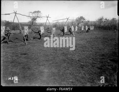 Bajonett-Training für Neuseeland Truppen im ersten Weltkrieg Stockfoto