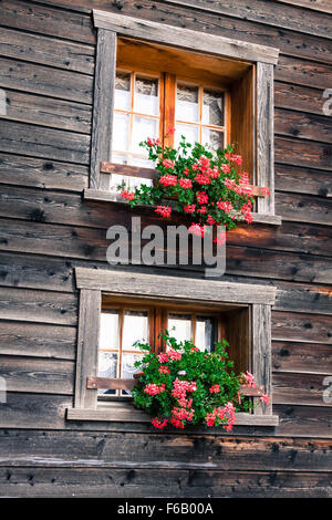 Holzhäuser in Fiesch - Schweiz Stockfoto