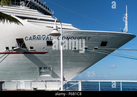 Carnival Conquest Cruise Liner festgemacht an der Key West USA Stockfoto