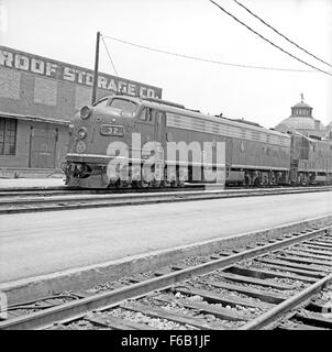 [Texas & Pazifik, Diesel-elektrischen Passagier Lok Nr. 32] Stockfoto