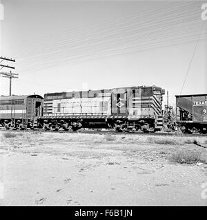 [Texas & Pazifik, Diesel Electric Road Switcher Nr. 1124] Stockfoto