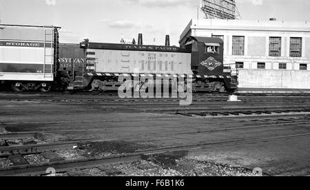 [Texas & Pazifik, Diesel elektrische Rangierlok Nr. 1015] Stockfoto