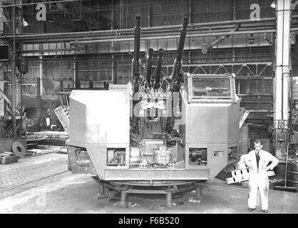 Bofors Kanone Montage im Werk Scotswood Stockfoto