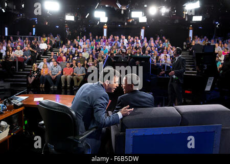 Präsident Barack Obama nimmt in einem Interview mit Jimmy Kimmel während einer Aufzeichnung der Jimmy Kimmel Live! in Los Angeles, Kalifornien, 12. März 2015. Stockfoto