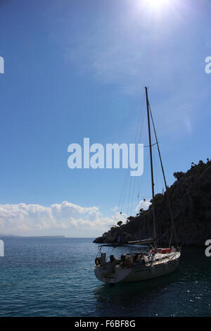 Vathi Kalimnos Yacht in Griechenland Meer Sonne Stockfoto