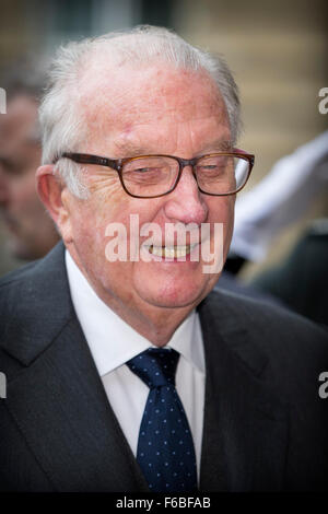 Brüssel, Belgien. 15. November 2015. Der ehemalige König Albert von Belgien am Königstag-fest des Senats in Brüssel, 15. November 2015. Foto: Patrick van Katwijk/Dpa ** - POINT DE VUE OUT ** - NO WIRE SERVICE-/ Dpa/Alamy Live News Stockfoto