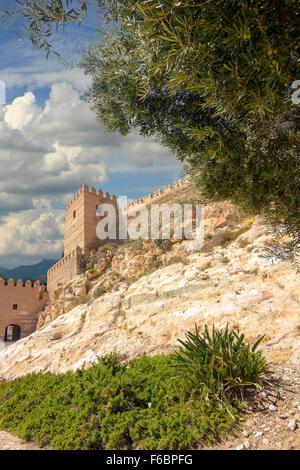 La Alcazaba und Wände von Cerro de San Cristobal, Almeria Spanien Stockfoto