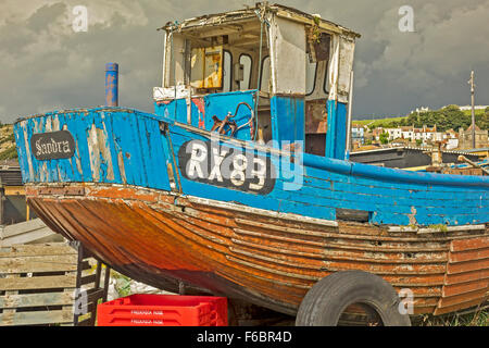 Alten verfallenen Angeln Boot Hastings UK Stockfoto
