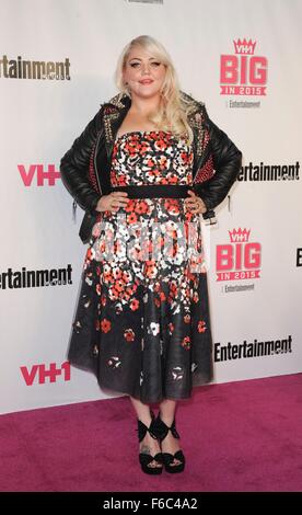West Hollywood, CA. 15. November 2015. Elle King im Ankunftsbereich für VH1 Big in 2015 mit Entertainment Weekly Awards, Pacific Design Center, West Hollywood, CA 15. November 2015. Bildnachweis: Elizabeth Goodenough/Everett Collection/Alamy Live-Nachrichten Stockfoto