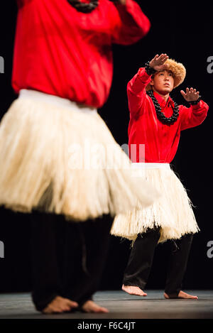 Halau bei Wai Ola aus San Jose, Hawaii, Durchführung am 27. Folkart internationale CIOFF-Folklore-Festival, Festival Lent, Maribor Stockfoto