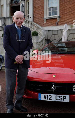 Epsom, Surrey, UK. 16. November 2015. John Surtees OBE im RAC Club in Epsom Surrey zu Beginn der diesjährigen Beauujolais ausführen. 16. November 2015 Credit: Theodore Liasi/Alamy Live-Nachrichten Stockfoto