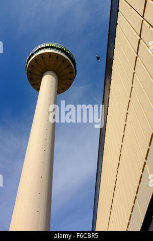 Radio City Tower, Liverpool, UK. Entworfen von James A. Roberts Associates entworfen. Früher bekannt als St. John's Beacon. Stockfoto