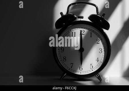 Wecker um 06:00 Stockfoto