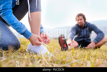 Schönes paar laufen Stockfoto