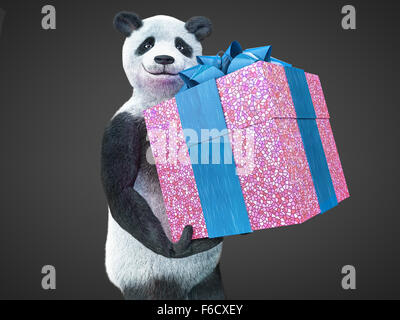 freudige Art lächelnd Panda Bär hält hell lila Geschenkbox mit großen schönen blauen Bogen. Furry Animal Protagonist Charakter demo Stockfoto