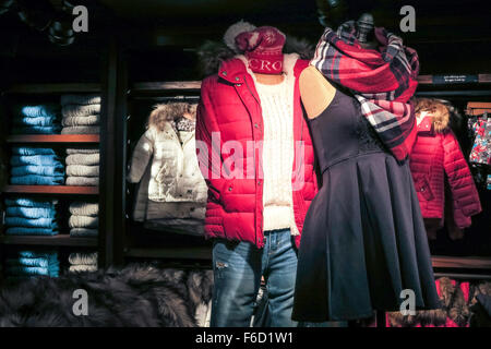 Abercrombie & Fitch-Flagship-Store Interieur, Fifth Avenue, New York Stockfoto