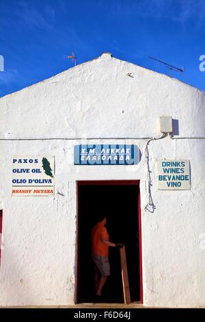 Geschäft In Gaios, Paxos, die Ionischen Inseln, griechische Inseln, Griechenland, Europa Stockfoto