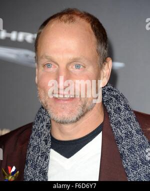 Los Angeles, CA, USA. 16. November 2015. Woody Harrelson im Ankunftsbereich für THE HUNGER GAMES: MOCKINGJAY – Teil2 - Ankünfte, Microsoft Theater, Los Angeles, CA 16. November 2015. Bildnachweis: Dee Cercone/Everett Collection/Alamy Live-Nachrichten Stockfoto