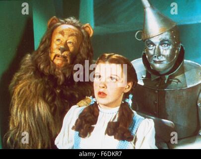 1. Januar 1939 -... Der Zauberer von Oz, Bert Lahr, Judy Garland, Jack Haley... Film und Fernsehen. . Stockfoto