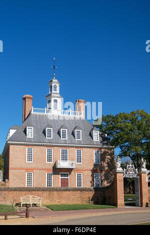 Eingang des Gouverneurs Palastes Colonial Williamsburg, Virginia, USA Stockfoto