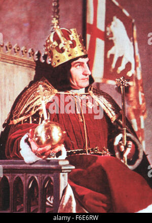 Erscheinungsdatum: 11. März 1956. FILMTITEL: Richard III. STUDIO: London Film Productions. PLOT: Richards militärische Fähigkeiten haben dazu beigetragen, sein älteren Bruder Edward auf den Thron von England. Aber Neid und Groll zu Richard, die Krone für sich selbst zu suchen, und er einen langwierigen und sorgfältig berechneten Plan mit Täuschung, Manipulation und geradezu Mord begreift um sein Ziel zu erreichen. Bald hat seine Plotten turbulente Folgen für sich selbst und für England. Im Bild: CEDRIC HARDWICKE als König Edward IV. von England. Stockfoto