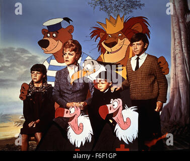 Datum der Freigabe: 13. Dezember 1971. FILMTITEL: Bedknobs and Broomsticks. STUDIO: Walt Disney-Produktionen. PLOT: Ein Lehrling Hexe, 3 Kinder und eine zynische Hochstapler-Suche für die fehlende Komponente, ein Zauber nützlich, um die Verteidigung von Großbritannien. IM BILD:. Stockfoto