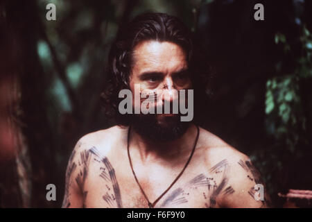 Datum der Freigabe: 16. Mai 1986. FILMTITEL: Die Mission. STUDIO: Enigma-Produktionen. PLOT: Jeremy Irons spielt eine spanische Jesuit, geht in der südamerikanischen Wildnis, eine Mission in der Hoffnung, der Umwandlung von der Indians der Region zu bauen. Robert DeNiro spielt ein Sklavenjäger, die umgewandelt wird und schließt sich Eisen in seiner Mission. Wenn Spanien die Kolonie nach Portugal verkauft, sind sie gezwungen, alle zu verteidigen, die sie gegen die portugiesische Aggressoren aufgebaut haben. Im Bild: ROBERT DE NIRO als Rodrigo Mendoza. Stockfoto