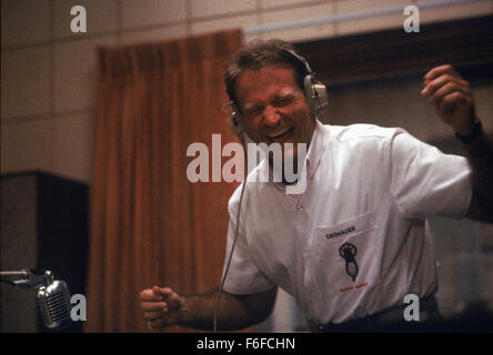 23. Dezember 1987; BANGKOK, Thailand; Schauspieler ROBIN WILLIAMS Stars wie A2C Adrian Cronauer in "Good Morning Vietnam." Stockfoto