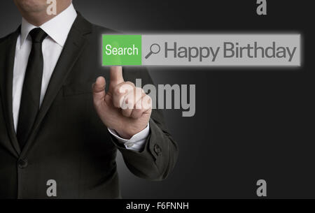 Happy Birthday-Browser wird von Geschäftsmann Konzept betrieben. Stockfoto