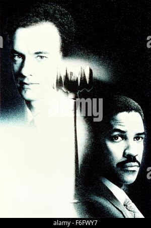 23. Dezember 1993; Hollywood, Kalifornien, USA; Plakat für das Drama "Philadelphia" unter der Regie von Jonathan Demme mit TOM HANKS (links) als Andrew Beckett und DENZEL WASHINGTON als Joe Miller. Stockfoto