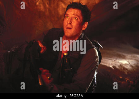 7. Juli 1995; Los Angeles, Kalifornien, USA; Schauspieler MICHAEL MADSEN Stars wie Preston Lennox in der Roger Donaldson gerichtet Sci-Fi-Thriller "Arten." Stockfoto