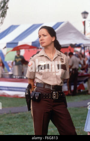 15. August 1997; Edgewater, NJ, USA; Schauspielerin JANEANNE GAROFALO als stellvertretender Cindy Betts in "Copland." Stockfoto