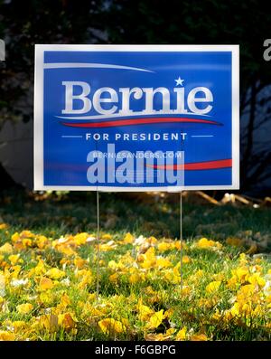 2016 US-Präsidentschaftswahlkampf Hof Zeichen für Bernie Sanders Stockfoto