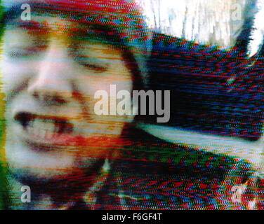 Datum der Freigabe: 25. Januar 1999. Filmtitel: The Blair Witch Project. STUDIO: Lions Gate Films. PLOT: Im Oktober 1994 verschwanden drei Student Filmemacher in den Wäldern in der Nähe von Burkittsville, Maryland, während der Dreharbeiten einer Dokumentations... Ein Jahr später wurde ihr Filmmaterial gefunden. Bild: Szene aus dem Film. Stockfoto