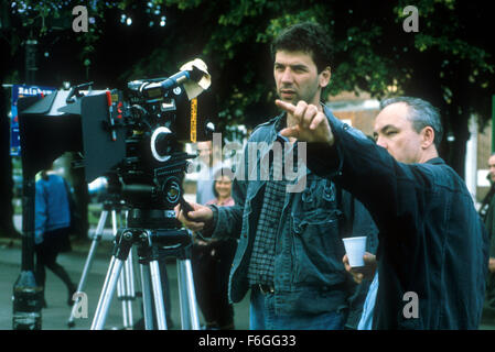 17. August 1999; Hollywood, Kalifornien, USA; Leiter JASMIN DIZDAR am Set von die Film-Drama "Beautiful People"...  (Bild Kredit:) Stockfoto