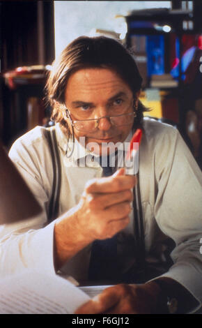 17. August 2000; Hollywood, Kalifornien, USA; Schauspieler SAM NEILL stars wie Professor Mortlock in der Komödie über Filme, "Meine Mutter Frank." Regie: Mark Lamprell. Stockfoto