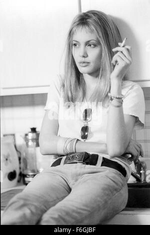 VERÖFFENTLICHT: 12. Dezember 1999 - Film Originaltitel: Mädchen, unterbrochen. IM BILD: ANGELINA JOLIE. Stockfoto