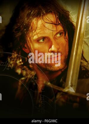 1. Januar 2001 - kein Merchandising. Nur zur redaktionellen Verwendung. Kein Buch Cover Verwendung... Der Herr der Ringe: Die Gefährten, Viggo Mortensen, Aragorn (Charakter)... Film und Fernsehen. () Stockfoto