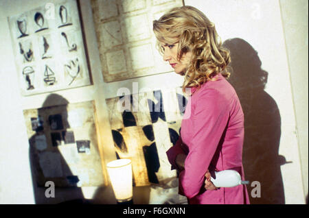 Sep 08, 2001; Hollywood, Kalifornien, USA; LAURA DERN: Jean Noble in der Kriminalität, Thriller '' Novocain '' unter der Regie von David Atkins. Stockfoto