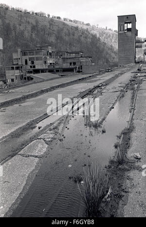 Verlassenen Zeche, Südwales. Hafodrynys war ein Drift-Mine, die ein weißer Elefant war. Das Bergwerk wurde 1966 geschlossen. Stockfoto