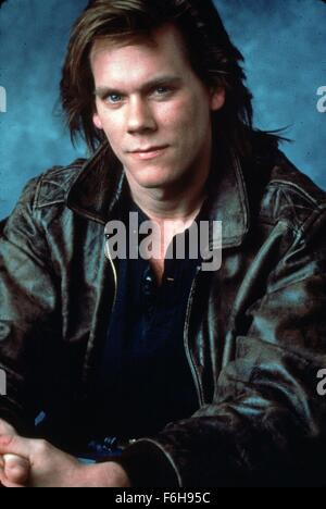 Datum der Freigabe: 10. August 1990 Film Titel: Flatliners STUDIO: Columbia Bilder Regie: Joel Schumacher PLOT: Medizinstudenten über sich bringen, in der Nähe von Tod; Ihr Experiment beginnt, schief gehen.  Im Bild: KEVIN BACON als David Labraccio.   (Bild Kredit: C Columbia Pictures/Entertainment Pictures) Stockfoto