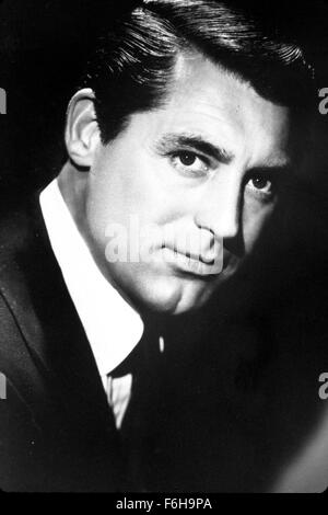 1943, Filmtitel: Herr Glück, Regie: H C POTTER, Studio: RKO, abgebildet: CARY GRANT, Haar - gekämmt, PORTRAIT, STUDIO, SUAVE, COOL, schön, GENTLEMAN. (Bild Kredit: SNAP) Stockfoto