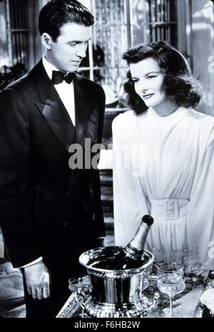 1940, Filmtitel: PHILADELPHIA STORY, Regie: GEORGE CUKOR, Studio: MGM, im Bild: GEORGE CUKOR, KATHARINE HEPBURN. (Bild Kredit: SNAP) Stockfoto