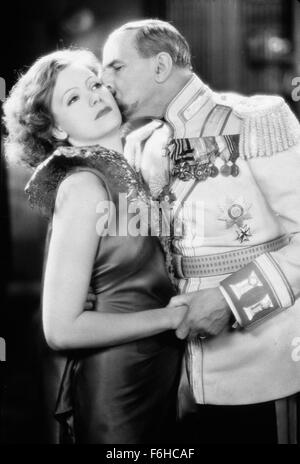 1928, Filmtitel: geheimnisvolle Dame, Regie: FRED NIBLO, Studio: MGM, abgebildet: GRETA GARBO, küssen, FRED NIBLO, Romantik. (Bild Kredit: SNAP) Stockfoto