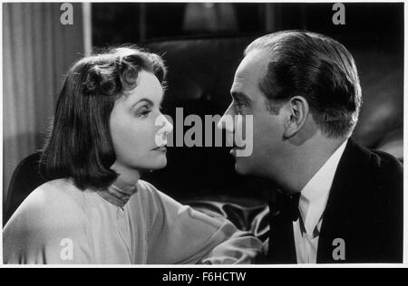 1939, Filmtitel: NINOTCHKA, Regie: ERNST LUBITSCH, Studio: MGM, abgebildet: 1939, MELVYN DOUGLAS, GRETA GARBO, Liebe. (Bild Kredit: SNAP) Stockfoto