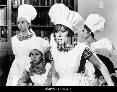 1970, Filmtitel: an einem klaren Tag kann man ewig, Regie: VINCENTE MINNELLI, Studio: MGM, abgebildet: ENSEMBLE, VINCENTE MINNELLI. (Bild Kredit: SNAP) Stockfoto