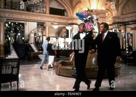 1992, Filmtitel: es war einmal ein Verbrechen, Regie: EUGENE LEVY, Studio: MGM, Bild: JOHN CANDY, GEORGE HAMILTON. (Bild Kredit: SNAP) Stockfoto